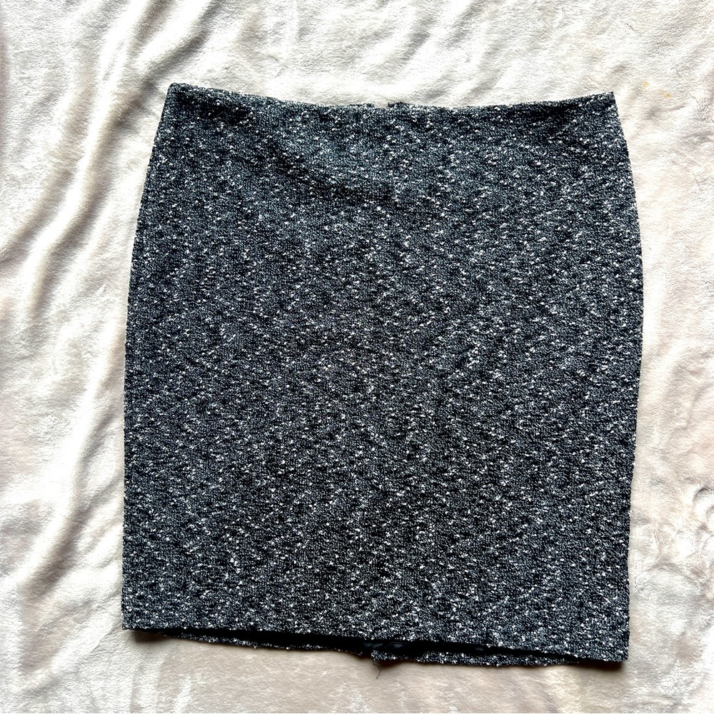 New York & Company Stretch Midi Pencil Skirt